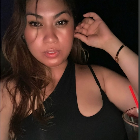 Meet your Posher, Anne - Picture 2 of 5